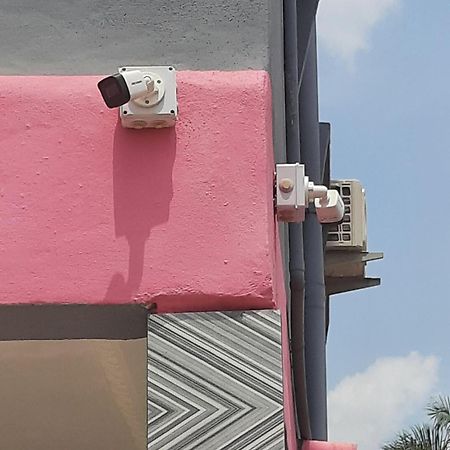Residence P P M Odza ياوندي المظهر الخارجي الصورة