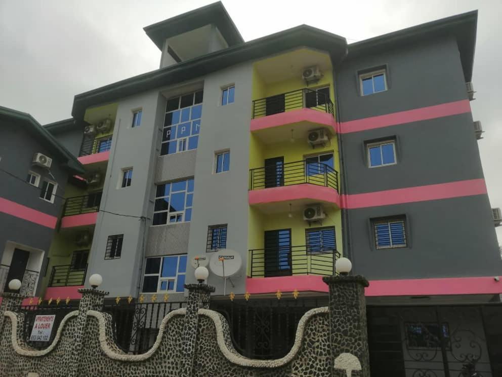 Residence P P M Odza ياوندي المظهر الخارجي الصورة