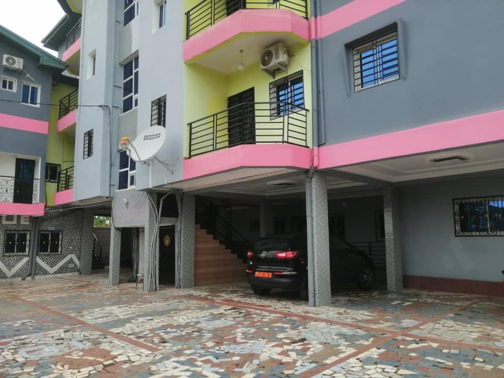 Residence P P M Odza ياوندي المظهر الخارجي الصورة