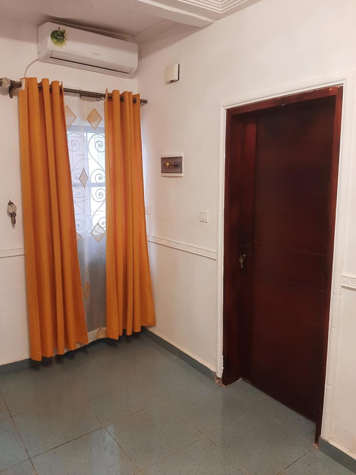 Residence P P M Odza ياوندي المظهر الخارجي الصورة